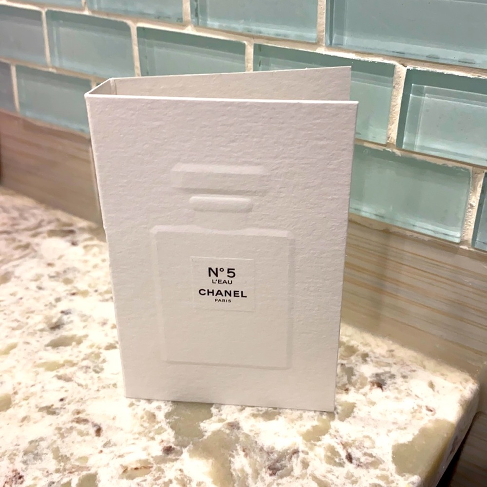 CHANEL No 5 L'eau